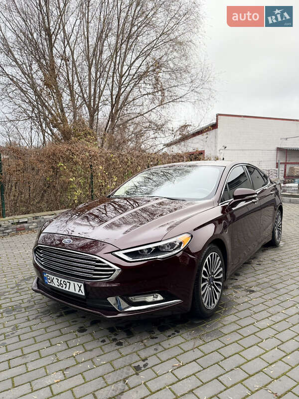 Седан Ford Fusion 2017 в Ровно