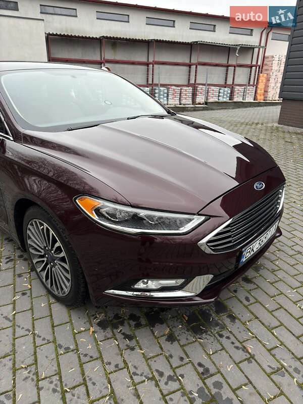 Седан Ford Fusion 2017 в Ровно