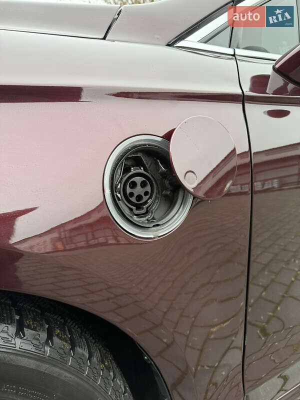 Седан Ford Fusion 2017 в Ровно