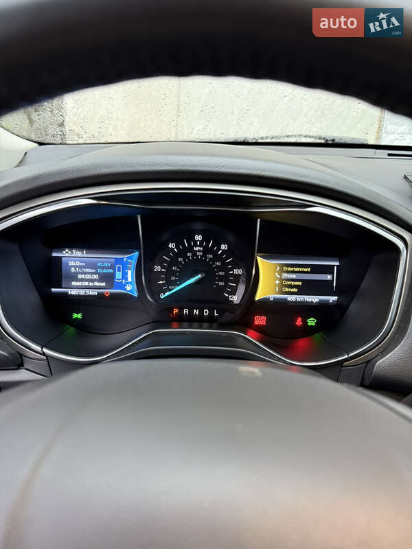 Седан Ford Fusion 2016 в Львове