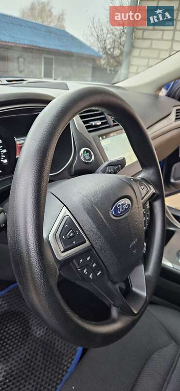 Седан Ford Fusion 2017 в Желтых Водах