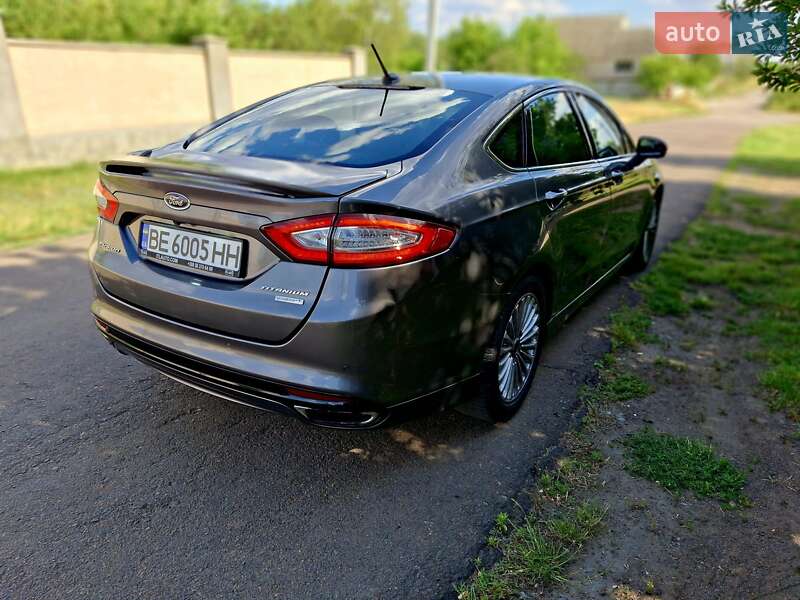 Седан Ford Fusion 2014 в Миколаєві