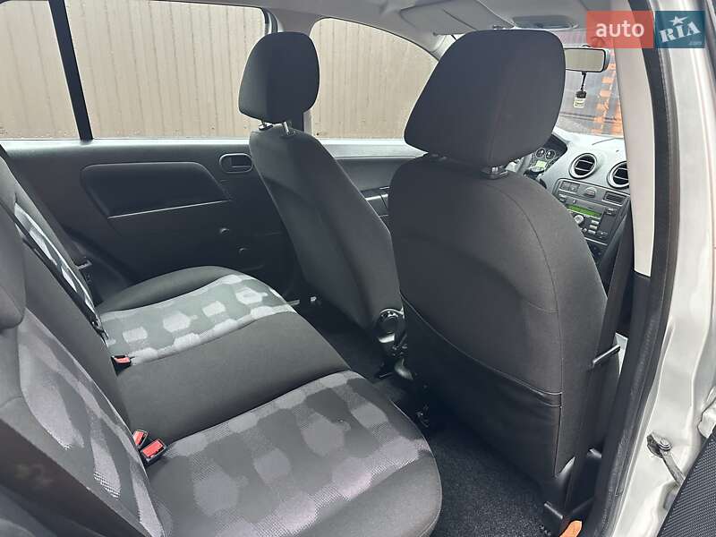 Хэтчбек Ford Fusion 2007 в Коростене