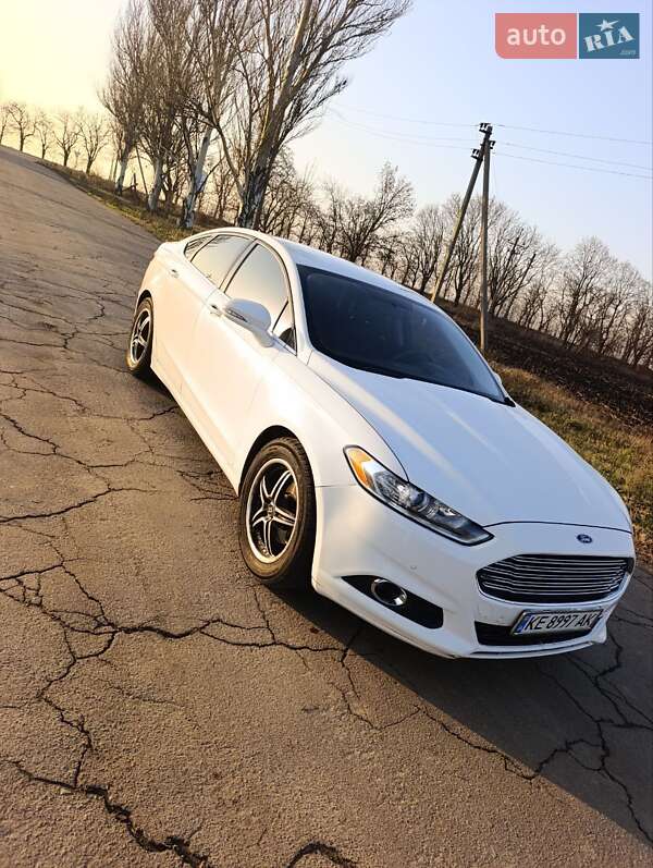 Ford Fusion 2016