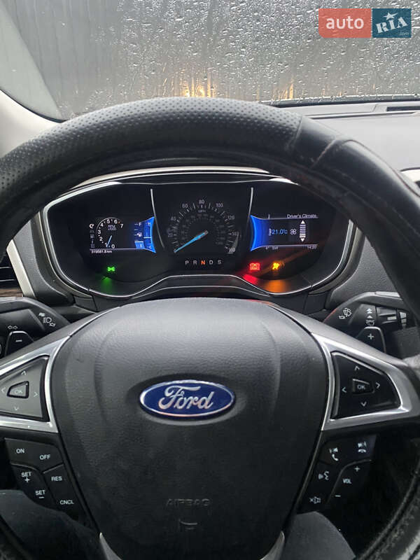 Седан Ford Fusion 2013 в Києві