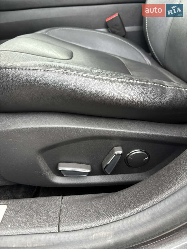 Седан Ford Fusion 2015 в Кривом Роге