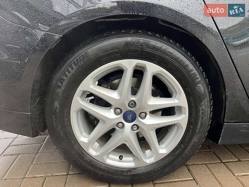 Седан Ford Fusion 2013 в Киеве