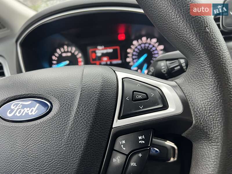 Седан Ford Fusion 2013 в Киеве