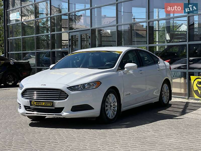Седан Ford Fusion 2015 в Ивано-Франковске фото 3 Седан Ford Fusion 2015 в Ивано-Франковске