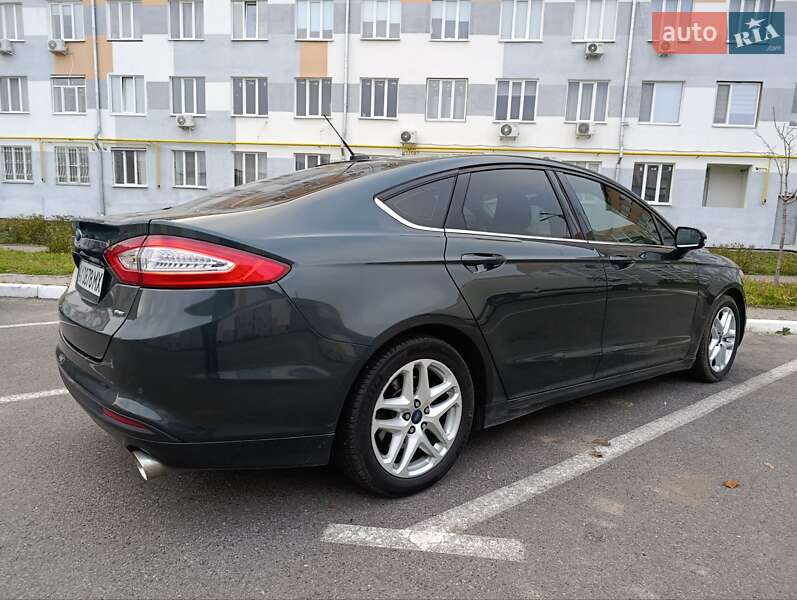 Седан Ford Fusion 2015 в Харкові фото 5 Седан Ford Fusion 2015 в Харкові
