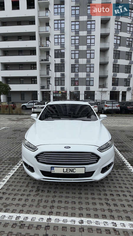 Седан Ford Fusion 2015 в Киеве фото 14 Седан Ford Fusion 2015 в Киеве