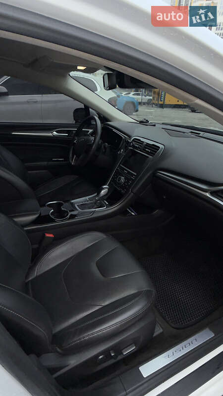 Седан Ford Fusion 2015 в Киеве фото 29 Седан Ford Fusion 2015 в Киеве