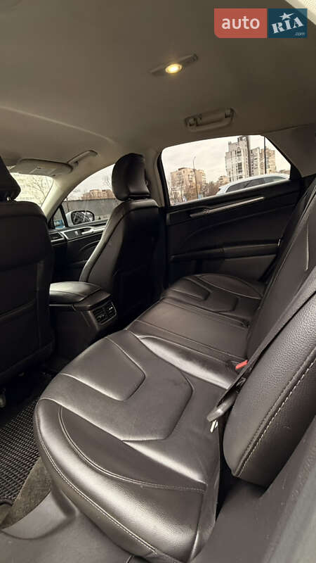 Седан Ford Fusion 2015 в Киеве фото 39 Седан Ford Fusion 2015 в Киеве