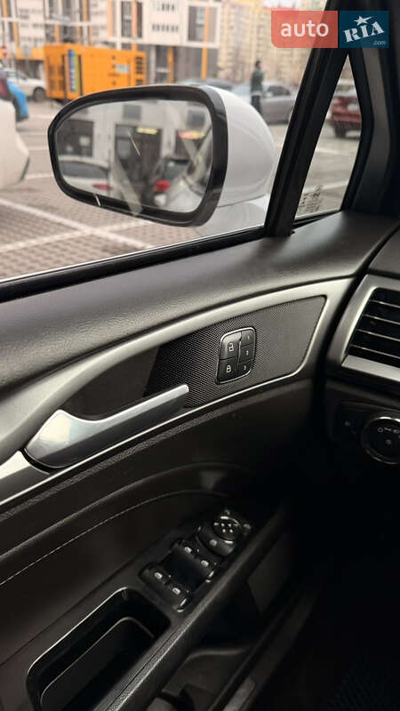 Седан Ford Fusion 2015 в Киеве фото 58 Седан Ford Fusion 2015 в Киеве