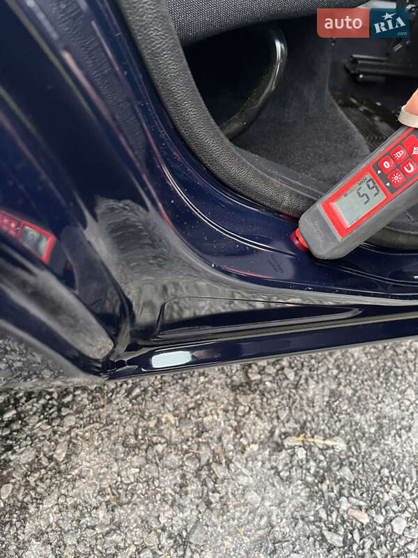 Хэтчбек Ford Fusion 2006 в Звягеле