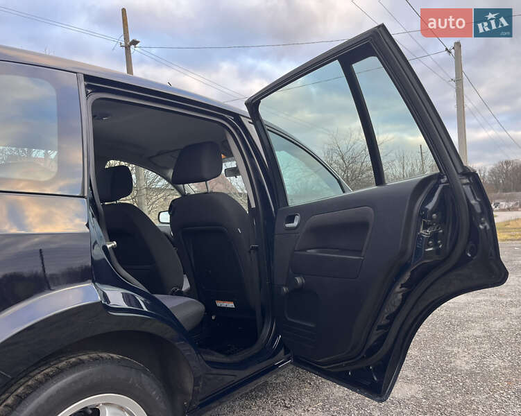 Хэтчбек Ford Fusion 2006 в Звягеле