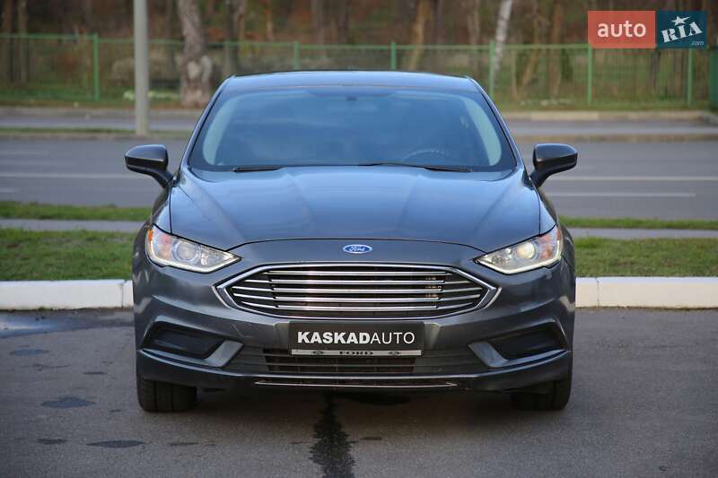 Седан Ford Fusion 2016 в Харкові