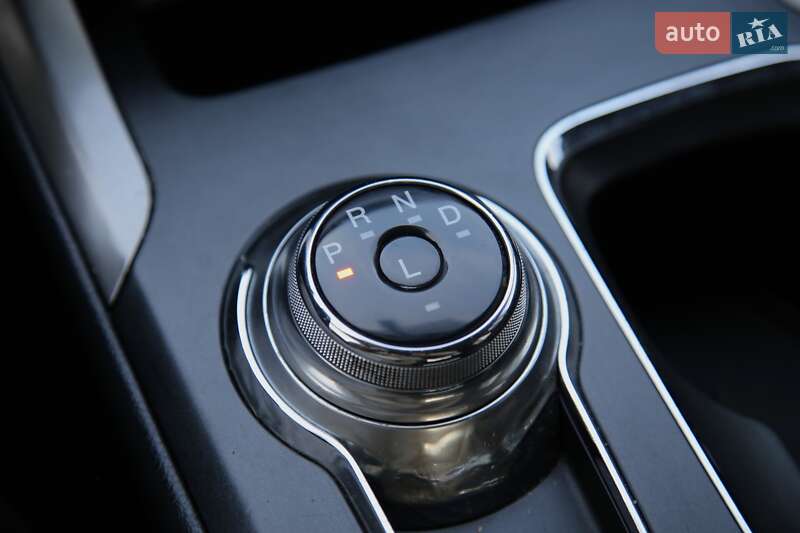 Седан Ford Fusion 2016 в Харкові