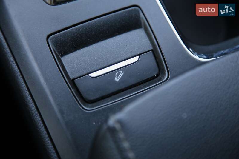 Седан Ford Fusion 2016 в Харкові