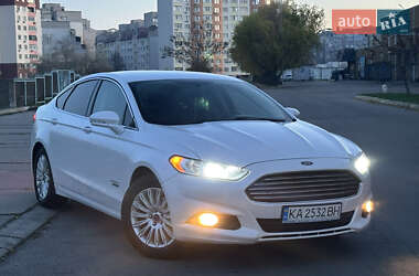 Седан Ford Fusion 2015 в Херсоне