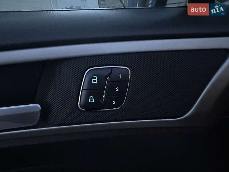 Седан Ford Fusion 2015 в Одессе фото 12 Седан Ford Fusion 2015 в Одессе