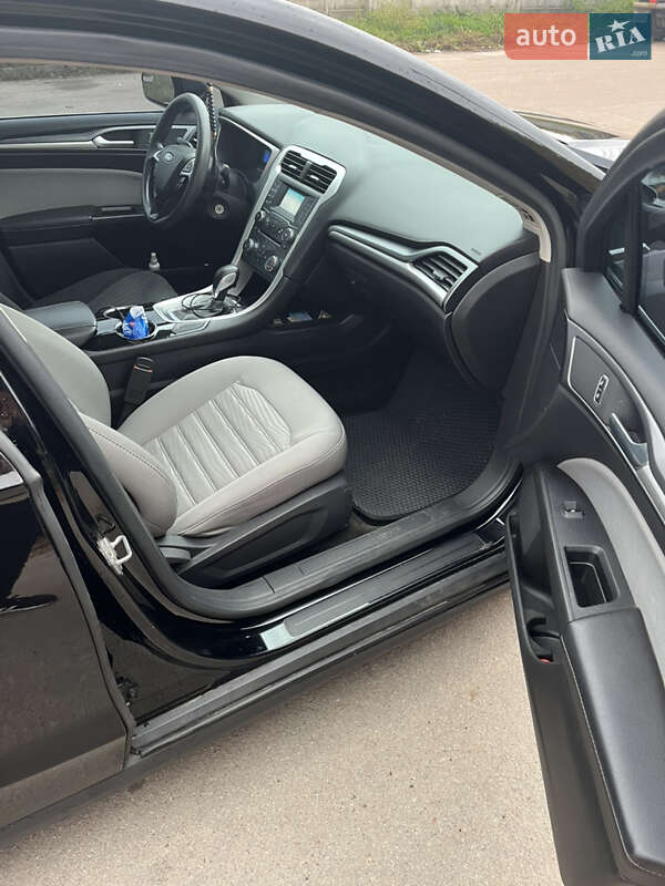 Седан Ford Fusion 2016 в Житомире