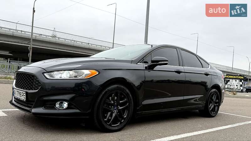 Седан Ford Fusion 2013 в Вышгороде