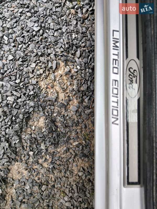 Хетчбек Ford Fusion 2010 в Рівному