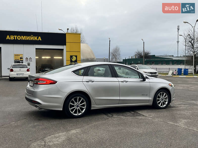 Седан Ford Fusion 2017 в Києві