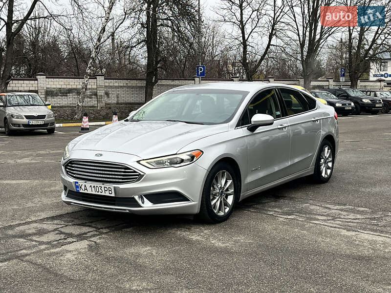 Седан Ford Fusion 2017 в Києві