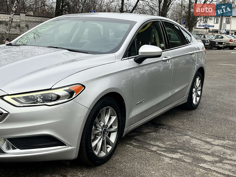 Седан Ford Fusion 2017 в Києві