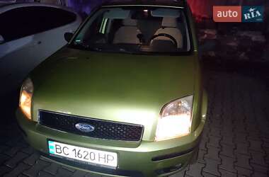 Хетчбек Ford Fusion 2005 в Дрогобичі