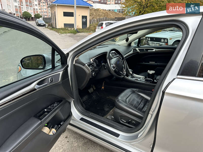 Седан Ford Fusion 2013 в Києві