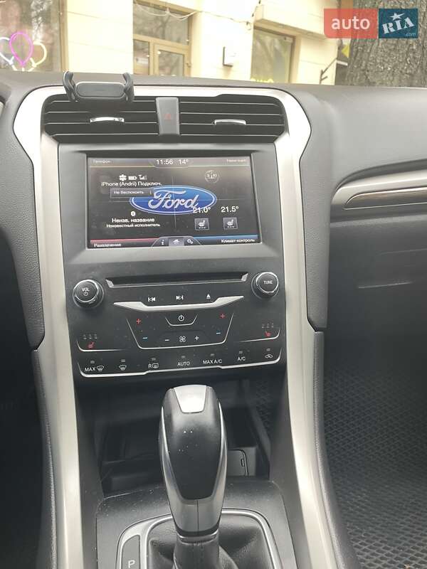 Седан Ford Fusion 2013 в Одесі