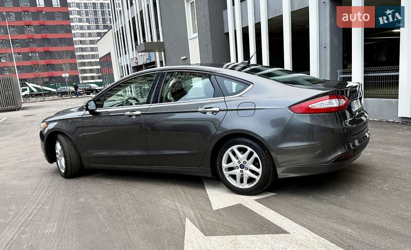Седан Ford Fusion 2015 в Киеве фото 4 Седан Ford Fusion 2015 в Киеве