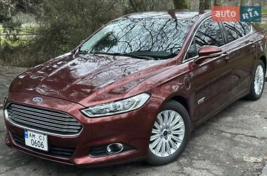 Седан Ford Fusion 2015 в Житомирі
