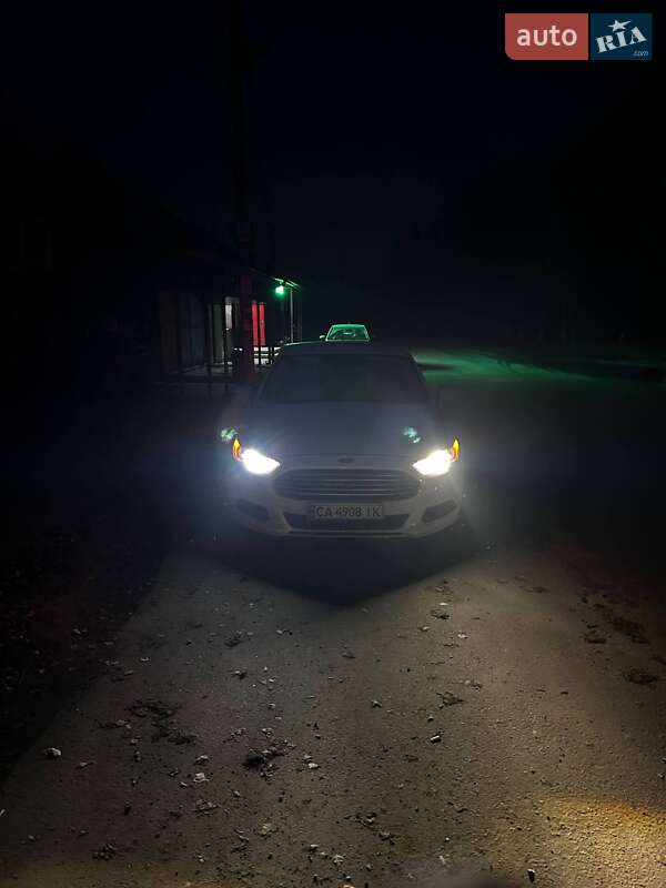 Седан Ford Fusion 2013 в Киеве фото 14 Седан Ford Fusion 2013 в Киеве