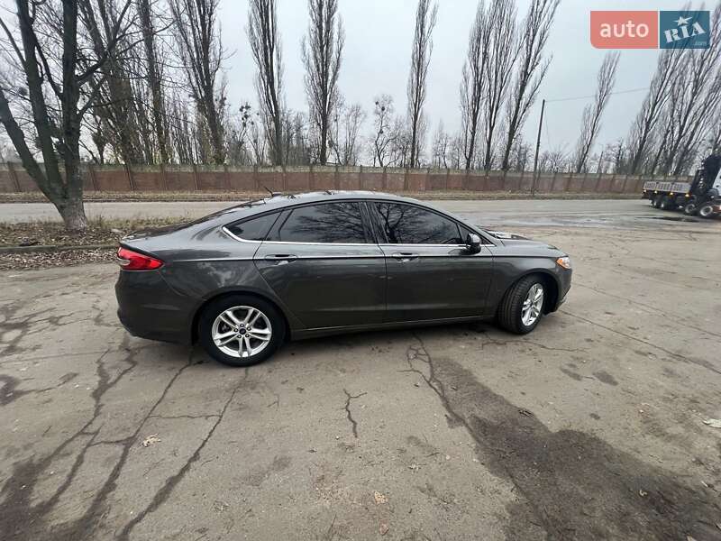 Седан Ford Fusion 2017 в Киеве фото 9 Седан Ford Fusion 2017 в Киеве