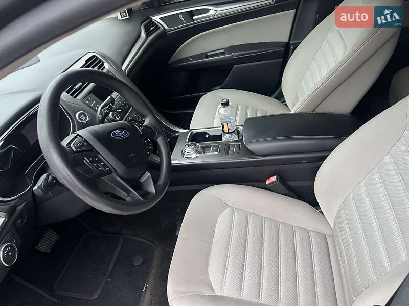 Седан Ford Fusion 2017 в Киеве фото 23 Седан Ford Fusion 2017 в Киеве