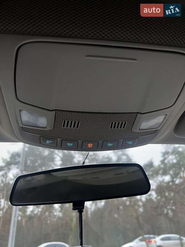 Седан Ford Fusion 2017 в Киеве фото 25 Седан Ford Fusion 2017 в Киеве