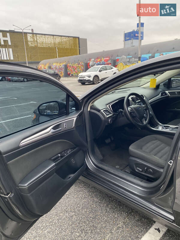 Седан Ford Fusion 2017 в Киеве фото 14 Седан Ford Fusion 2017 в Киеве