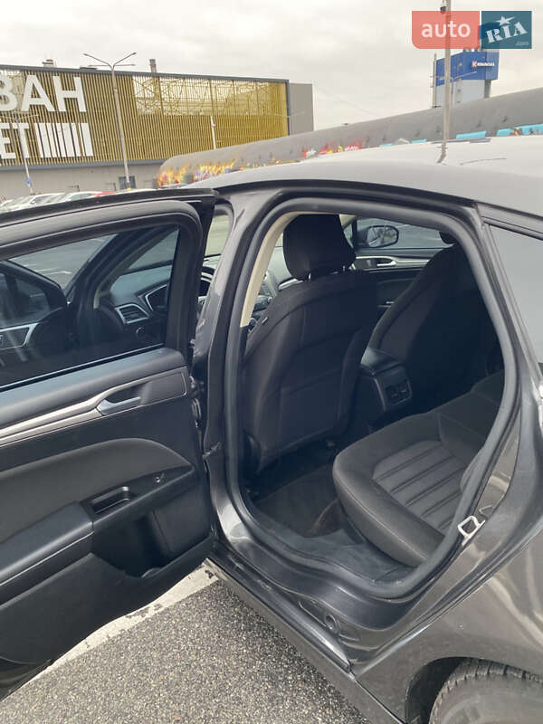 Седан Ford Fusion 2017 в Киеве фото 15 Седан Ford Fusion 2017 в Киеве