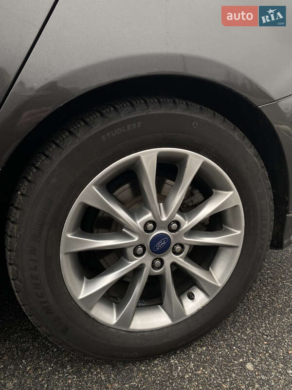 Седан Ford Fusion 2017 в Киеве фото 19 Седан Ford Fusion 2017 в Киеве