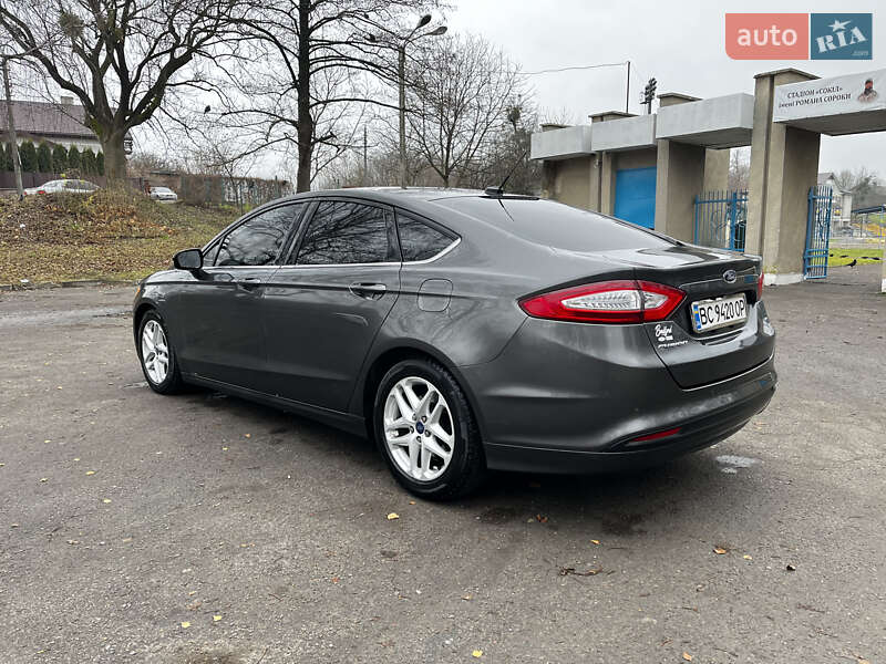 Седан Ford Fusion 2016 в Золочеве
