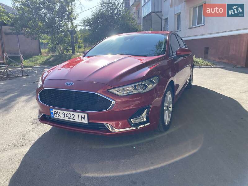 Седан Ford Fusion 2020 в Ровно