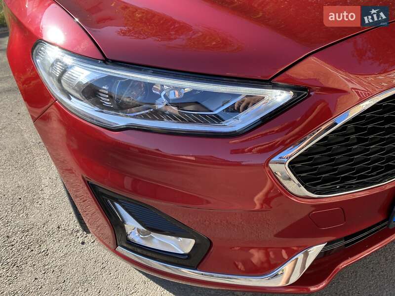 Седан Ford Fusion 2020 в Ровно