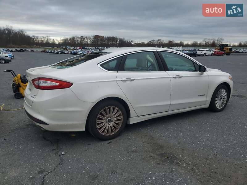 Седан Ford Fusion 2016 в Львове фото 3 Седан Ford Fusion 2016 в Львове