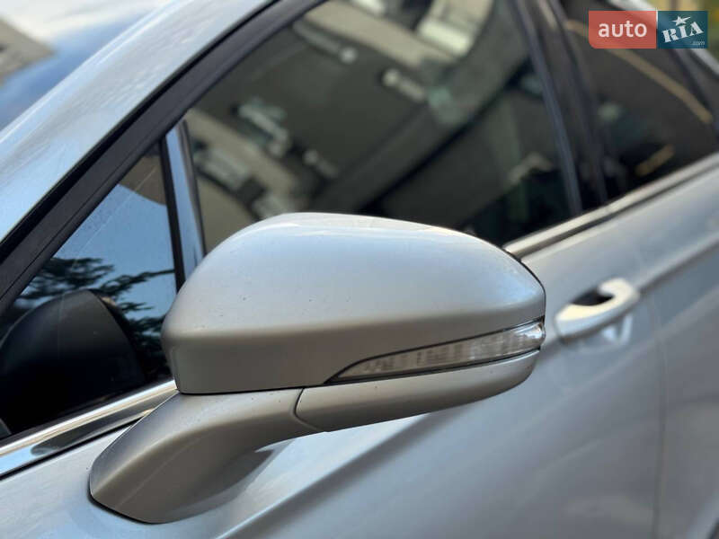 Седан Ford Fusion 2015 в Киеве