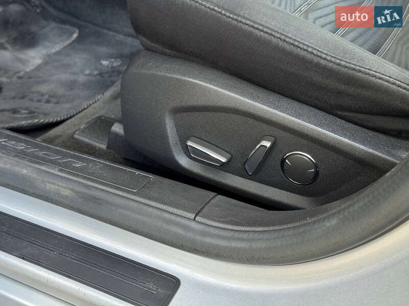 Седан Ford Fusion 2015 в Киеве