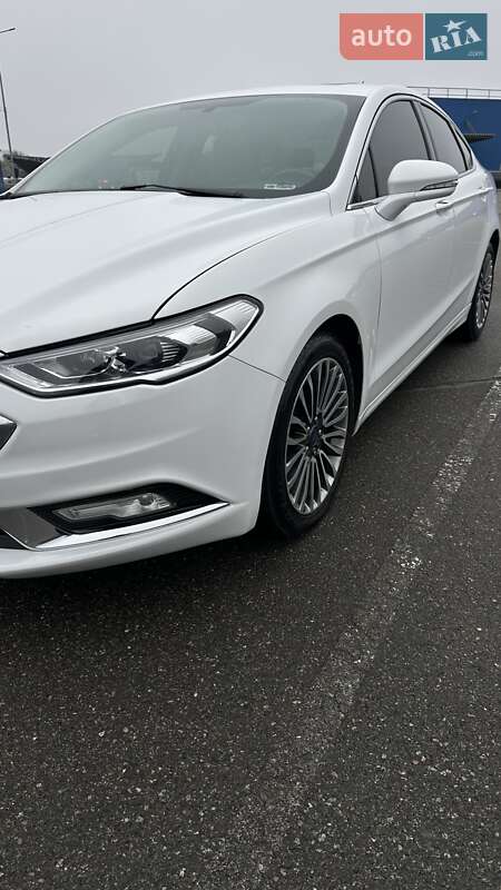 Седан Ford Fusion 2016 в Киеве фото 3 Седан Ford Fusion 2016 в Киеве
